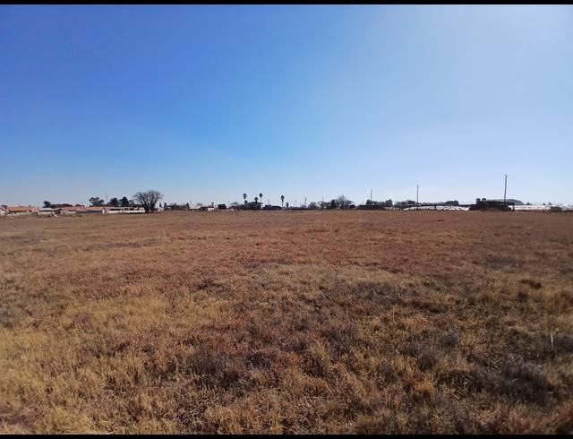 7,247M² VACANT LAND FOR SALE IN RIVERSDALE